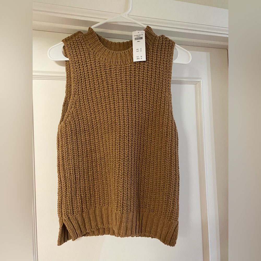 Abercrombie Tan Knit Sweater Vest